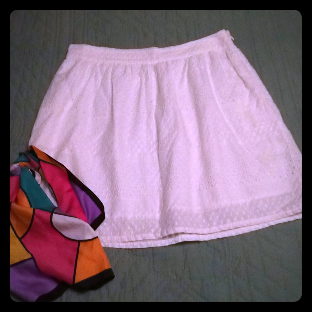 Tommy Hilfiger Eyelet lined skirt